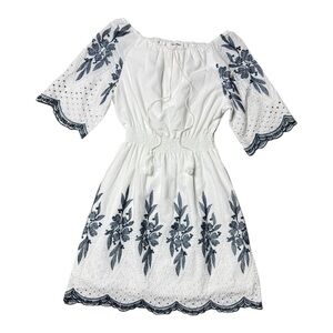 Kindred Anthropologie Embroidered Eyelet Peasant Boho Dress size S